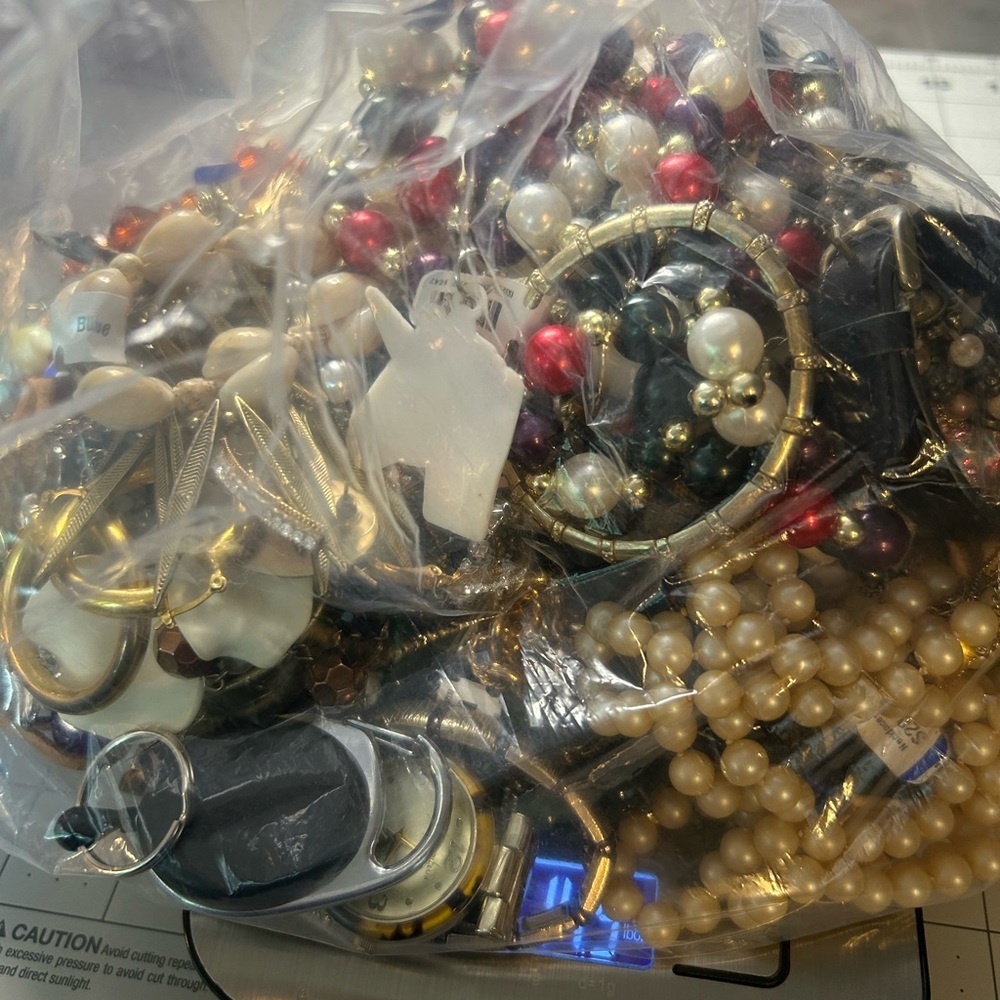 COPY - 4lbs 1oz vintage to now repair / wear / create jewelry bag